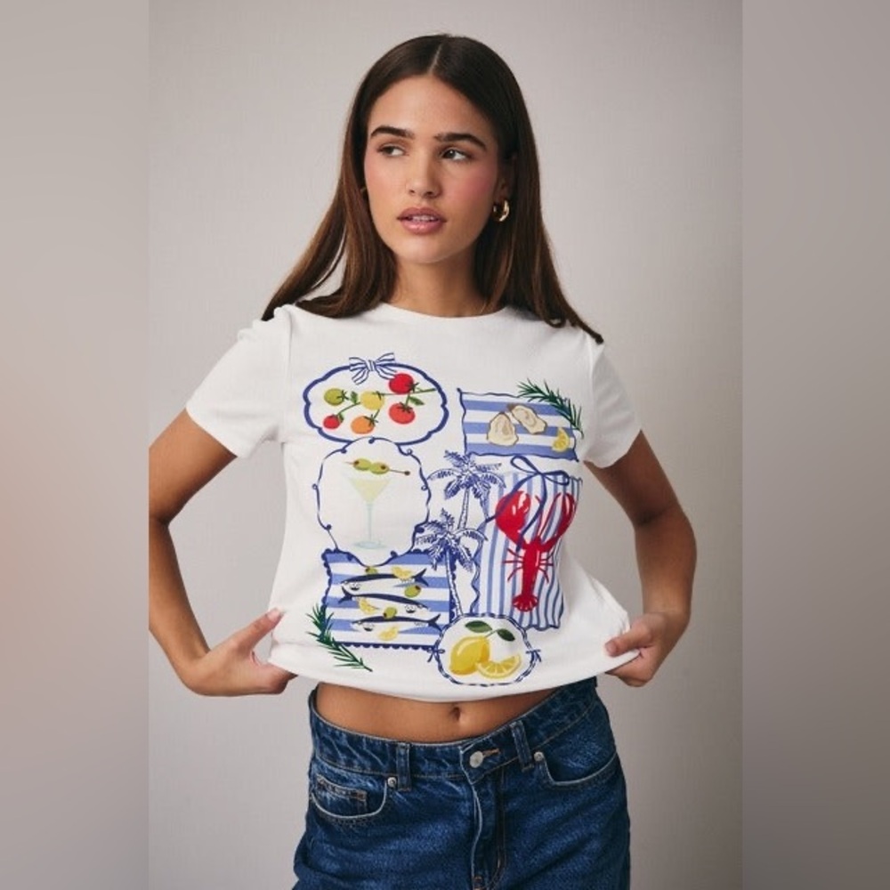 Coastal Market Graphic T-Shirt with Food & Cocktail Prints - Sunday Edition